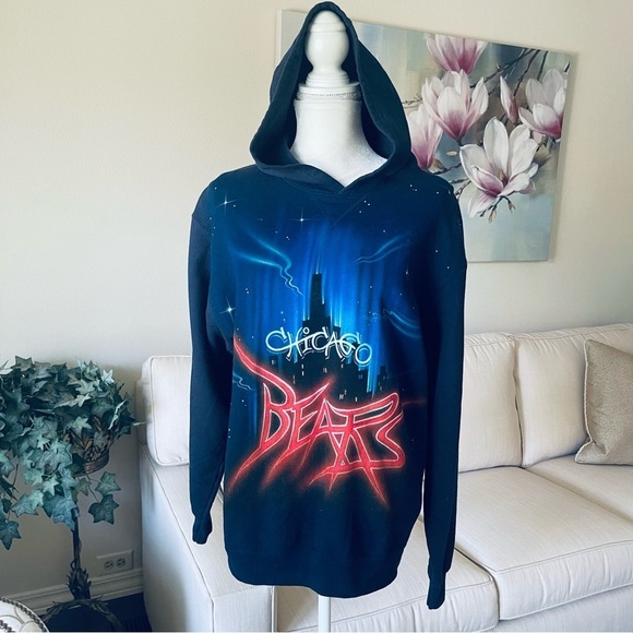 Chicago Bears Graffiti Hooded Pullover Sweatshirt - Picture 2 of 16